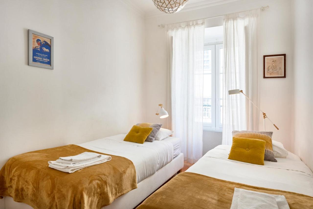 Spacious Bairro Alto Apartment With Courtyard, By Timecooler Lissabon Exterior foto