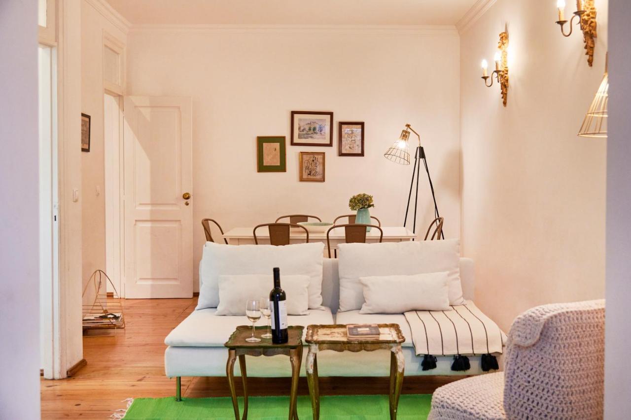 Spacious Bairro Alto Apartment With Courtyard, By Timecooler Lissabon Exterior foto