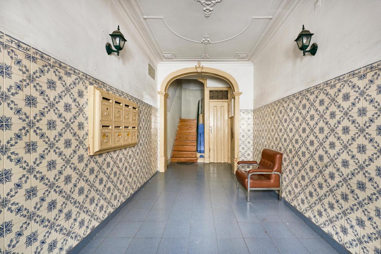 Spacious Bairro Alto Apartment With Courtyard, By Timecooler Lissabon Exterior foto