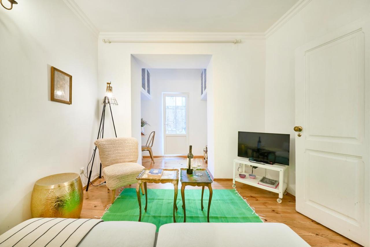 Spacious Bairro Alto Apartment With Courtyard, By Timecooler Lissabon Exterior foto