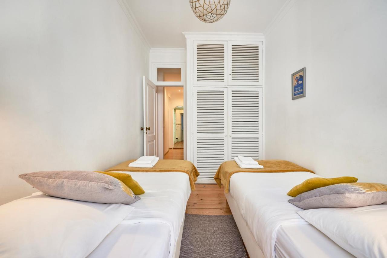 Spacious Bairro Alto Apartment With Courtyard, By Timecooler Lissabon Exterior foto